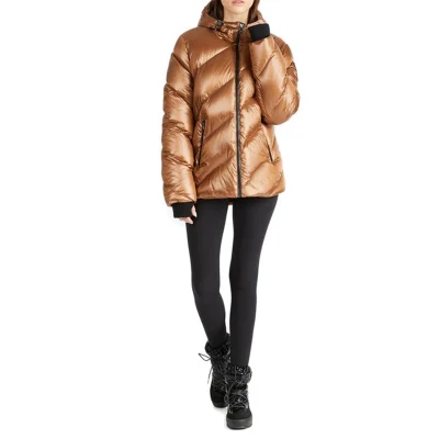2023 nueva moda invierno señoras cortas peso ligero casual acolchado con capucha NV